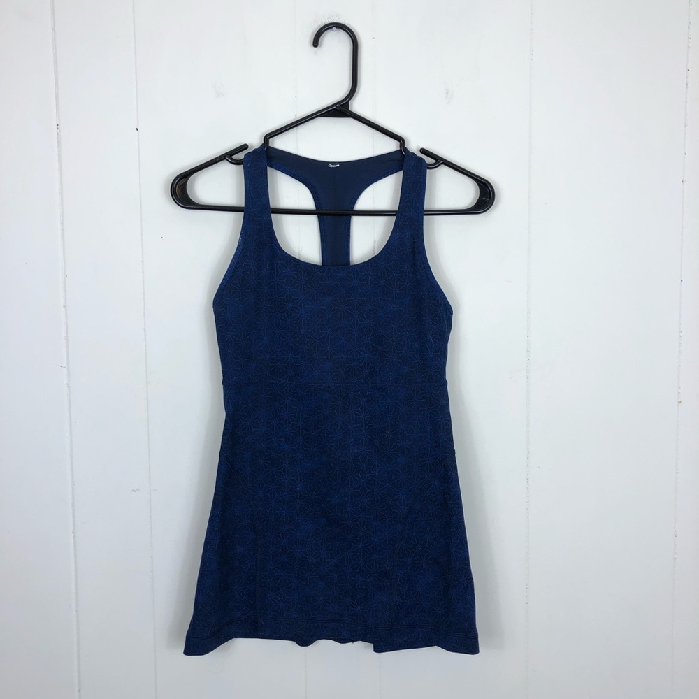 Lululemon Racerback Workout Tank Sz‎ 6
